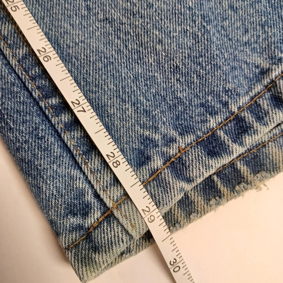 Men’s Eddie Bauer 48x32 Relaxed Fit Medium Wash Blue Premium Denim Jeans - Picture 7 of 8